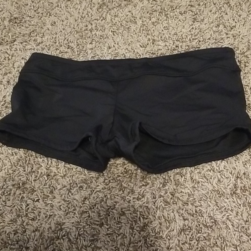 Volleyball spandex